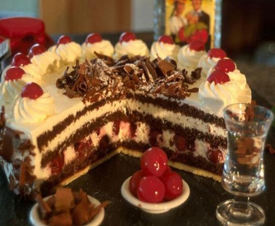 Классический торт Шварцвальд фото