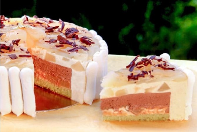 Грушевый торт - как выглядит десерт в разрезе