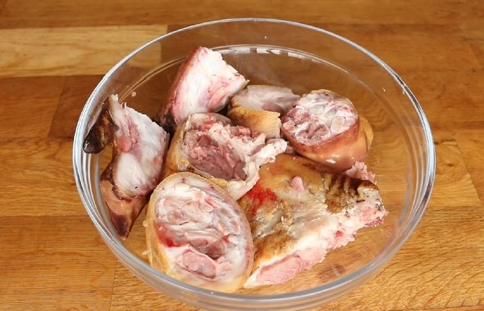 Домашний холодец из свиной ножки - подготовка мяса