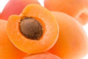 Полезные продукты для сердца, абрикосы
